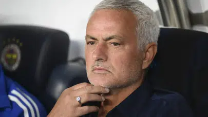 Fenerbahçe-Benfica maçı öncesi sürpriz karar!