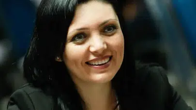 İnsansı robotlar iş dünyasını ve turizmi yeniden şekillendiriyor