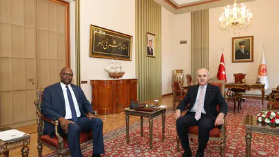 TBMM Başkanı Kurtulmuş, Zimbabve Büyükelçisi'ni ağırladı!