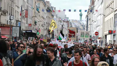 Fransa'da Macron karşıtı eylemler: 85 kişi gözaltında!