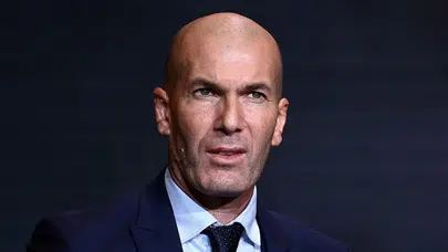 Zinedine Zidane geri dönüyor!