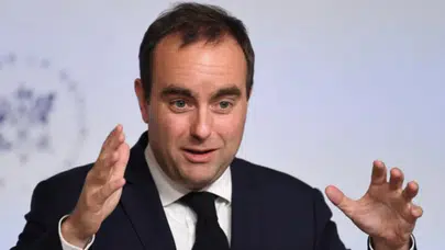 Fransa'nın yeni Başbakanı kimdir?