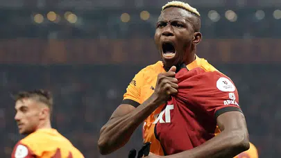 Galatasaray taraftarı Osimhen'in heykelini dikecek