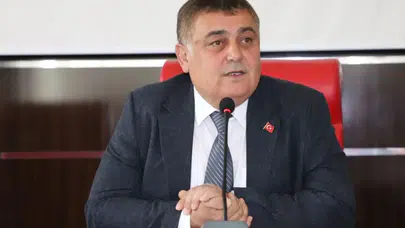 Aksu Belediye Başkanı İsa Yıldırım kimdir? CHP'den istifa etti!