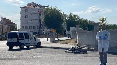 Karaman’da motosiklet ile ticari araç çarpıştı: 1’i ağır 2 yaralı