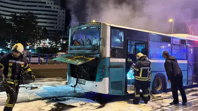 Kayseri'de halk otobüsü alev aldı: Yangına polisler müdahale etti!