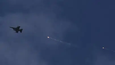 İsrail Hudeyde Limanı’na saldırı tehdidi: 'Askeri amaçla kullanılıyor'