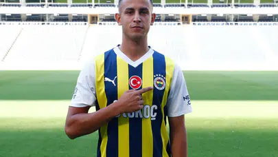 Fenerbahçe, Bartuğ Elmaz'ın mukavelesini uzattı