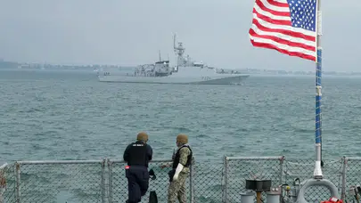 ABD, Karayipler’de Venezuela menşeli gemiyi vurdu