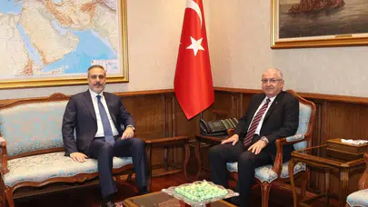 Hakan Fidan, Milli Savunma Bakanı Yaşar Güler'i ziyaret etti