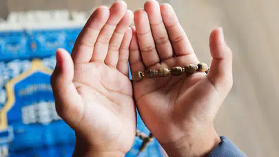 En güzel cuma mesajları ve sözleri: Sevdiklerinize anlamlı dualar ve ayetler