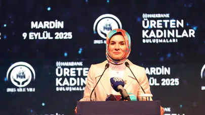 Bakan Göktaş, Halkbank Üreten Kadınlar Programı'nda konuştu!