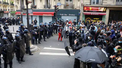 Fransa'da Macron karşıtı gösteriler şiddetlendi: 339 kişi tutuklandı