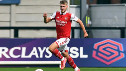 Chichester City'nin genç futbolcusu Billy Vigar kimdir?