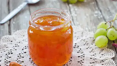 Evde kolay üzüm reçeli nasıl yapılır? Yoğun kıvam ve eşsiz tat garantili!