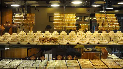 15 Eylül Pazartesi güncel altın fiyatları: Gram, çeyrek, yarım altın kaç TL oldu?