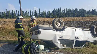 Ters dönen otomobildeki 2 kişi yaralandı