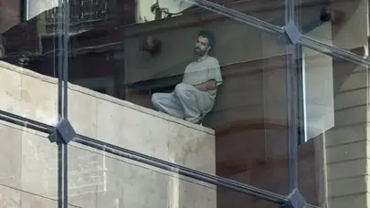 İstiklal Caddesi'nde intihar girişimi