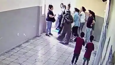 Kavga eden öğrencileri ayıran öğretmen, veliler tarafından darbedildi!