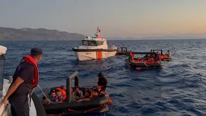 Marmaris'de 74 düzensiz göçmen kurtarıldı