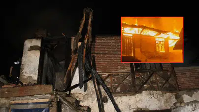 Manisa'da korkutan yangın: Ev, küle döndü!