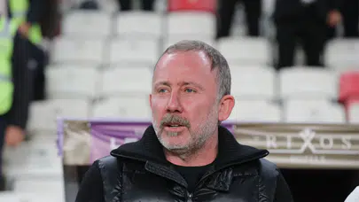 Beşiktaş'ın Göztepe maçı kamp kadrosu açıklandı