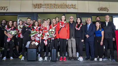 A Milli Kadın Voleybol Takımı yurda döndü!