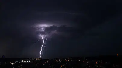 Meteorolojiden bazı iller için gök gürültülü sağanak yağış uyarısı!