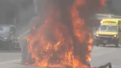 Tel Aviv’de araç patlaması: 1 yaralı