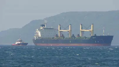 Çanakkale Boğazı’ndan geçen kargo gemisi arıza yaptı