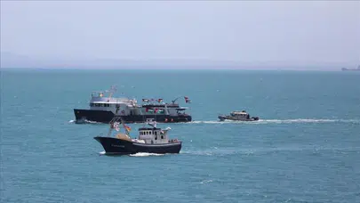 Sumud filosunda su alan teknedeki yolcuları Türkiye kurtardı!