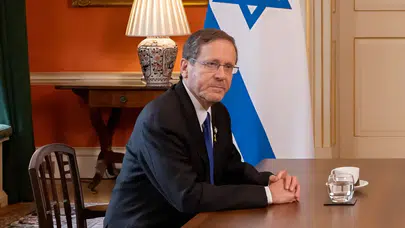 İsrail Cumhurbaşkanı Herzog’a Londra’da şüpheli paket gönderildi