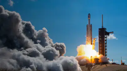 SpaceX 28 Starlink uydusu fırlattı