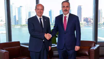 Bakan Fidan KKTC Cumhurbaşkanı Ersin Tatar ile New York'ta buluştu