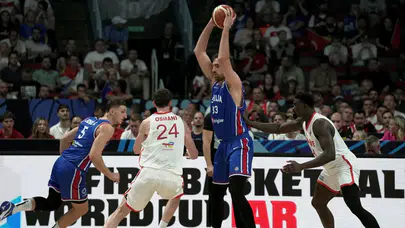 12 Dev Adam, Sırbistan’ı mağlup ederek A Grubu'nu lider tamamladı