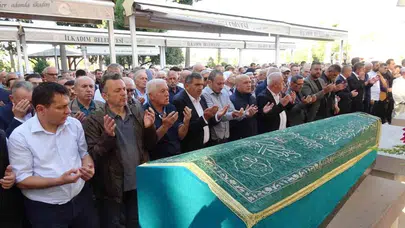 Ülkücü camianın sevilen ismi Erdem Şenocak Samsun’da son yolculuğuna uğurlandı