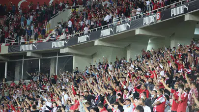 Sivasspor-Serik Spor maçının bilet gelirleri Gazze'ye bağışlanacak