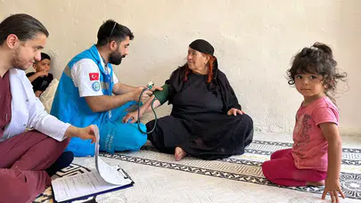 Hakkari'de sağlık hizmeti devam ediyor.