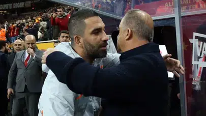 Arda Turan Fatih Terim'in doğum gününü kutladı