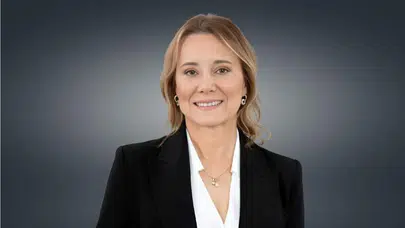 CHP'li Konak Belediyesi'nde işçiler maaş beklerken Başkan Mutlu'nun lüks arabası tepki çekti!