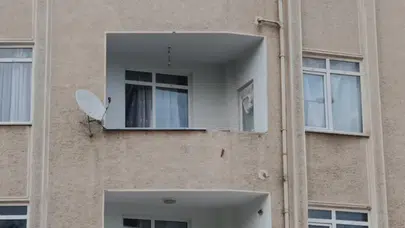 Bursa’da kahreden kaza: 5 yaşındaki çocuk, 3. kattan düştü!