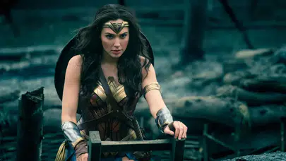 Wonder Woman filminin konusu ne? Başrolde hangi oyuncular yer alıyor?