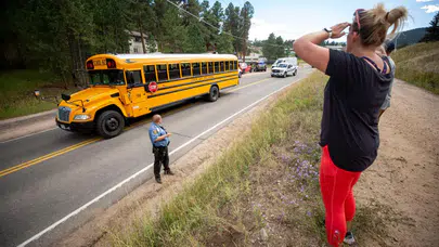 Amerika'da liseye silahlı saldırı!