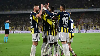 Trendyol Süper Lig'de Fenerbahçe ile Alanyaspor maçı 2-2 bitti