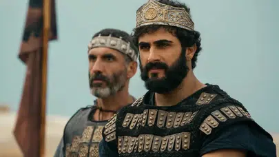 Alexander Uloom kimdir?