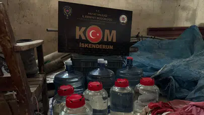 Hatay'da kaçak alkol ve sigara operasyonu: 4 kişi gözaltında