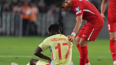 Türkiye-İspanya maçında sakatlanan Nico Williams'a şok!