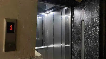 Şanlıurfa'da halatı kopan asansör düştü: 4 kişi ölümden döndü