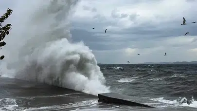 Meteoroloji'den Marmara Bölgesi için kuvvetli rüzgar alarmı!