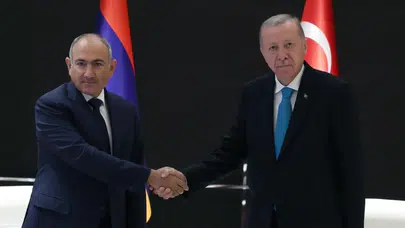 Cumhurbaşkanı Erdoğan, Paşinyan'ı kabul etti!